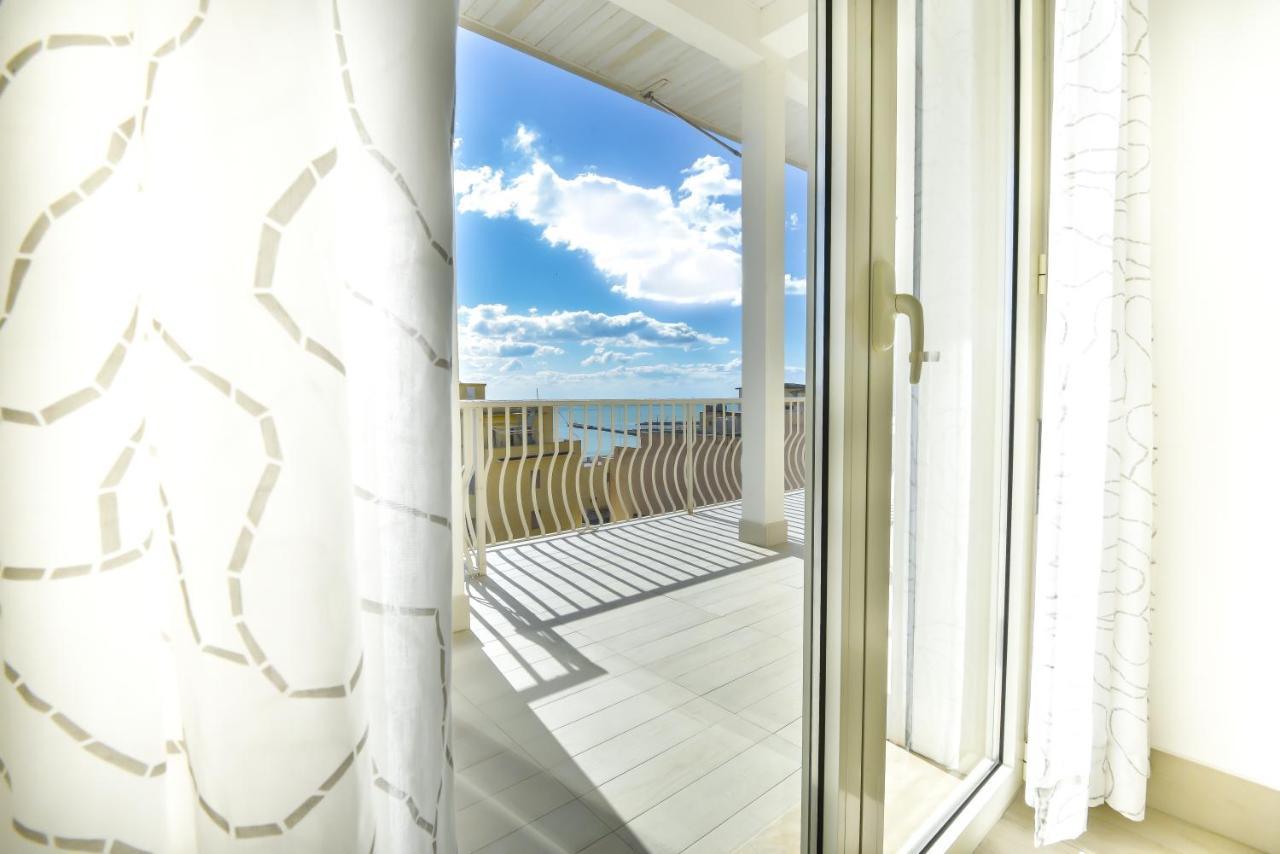 Aurora Residence Gela Εξωτερικό φωτογραφία